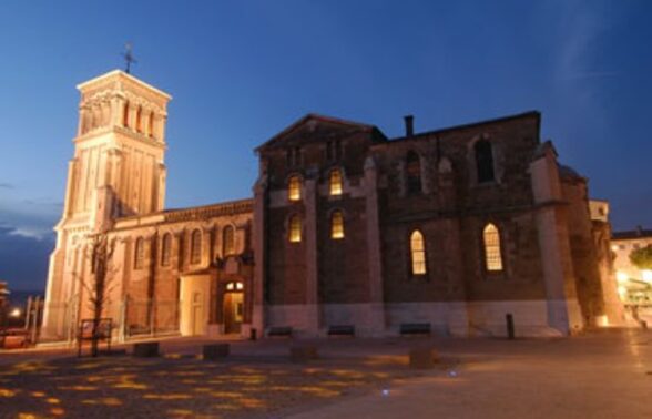 Cathédrale Saint Apollinaire Ville de Valence